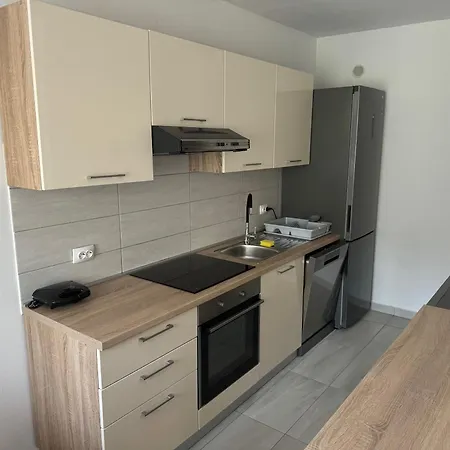 In Apartman *